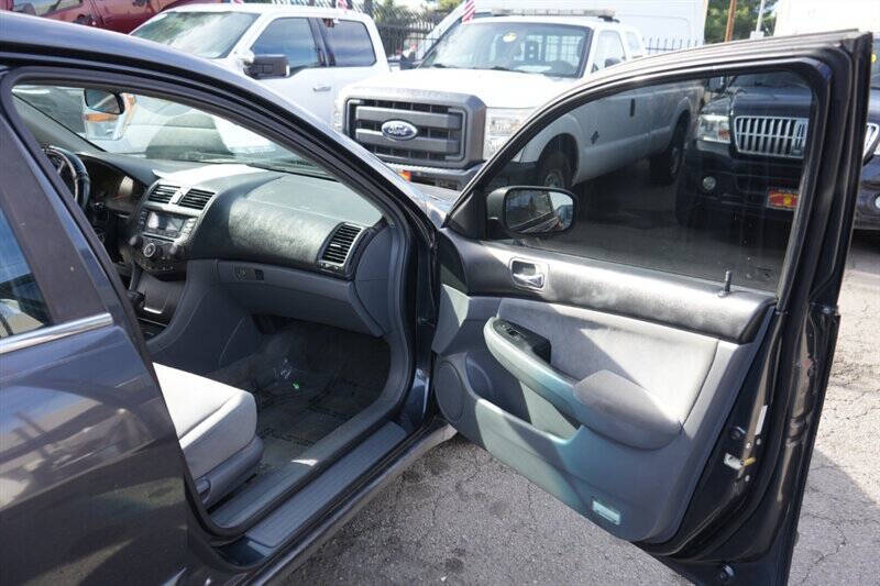 2005 Honda Accord LX V-6