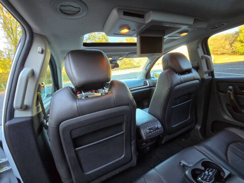 2016 GMC Acadia Denali