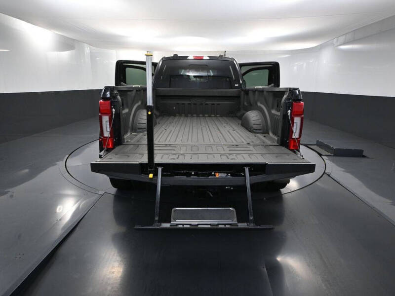 2022 Ford F-350 Super Duty Lariat