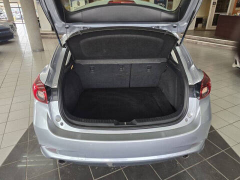 2017 Mazda MAZDA3 Sport