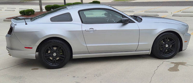 2013 Ford Mustang V6