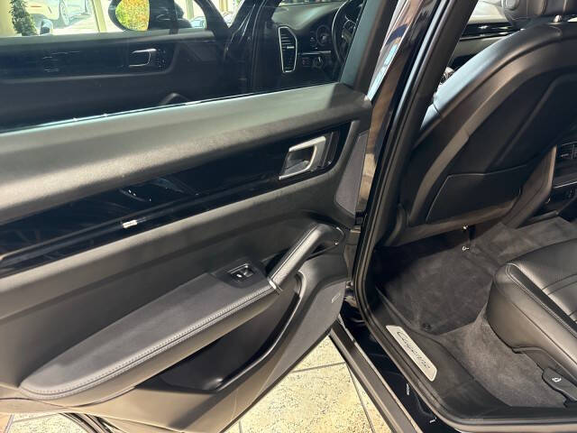 2022 Porsche Cayenne