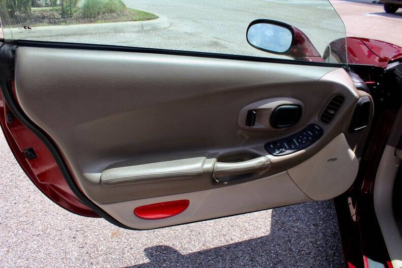 2003 Chevrolet Corvette