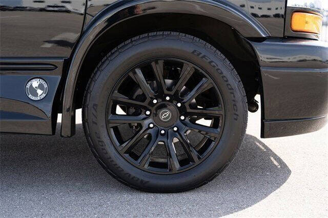 2021 Chevrolet Express 2500