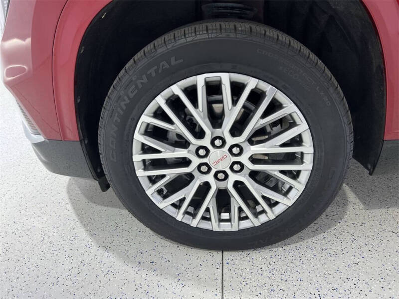 2024 GMC Acadia Denali