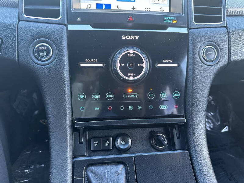 2017 Ford Taurus SHO