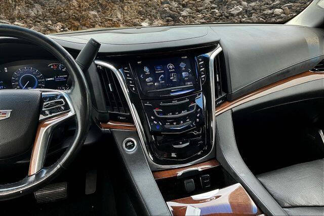 2017 Cadillac Escalade Premium Luxury
