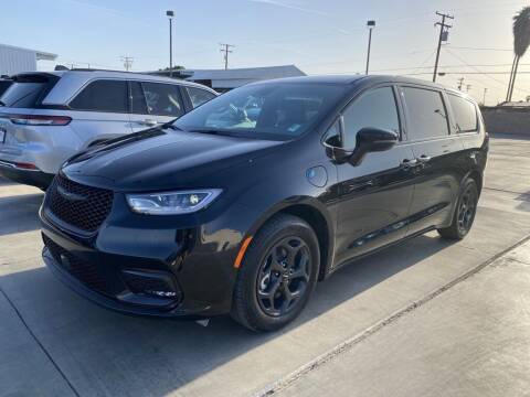 2023 Chrysler Pacifica Plug-In Hybrid for sale at Auto Deals by Dan Powered by AutoHouse - AutoHouse Tempe in Tempe AZ