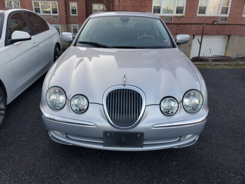 2002 Jaguar S-Type for sale at OFIER AUTO SALES in Freeport NY