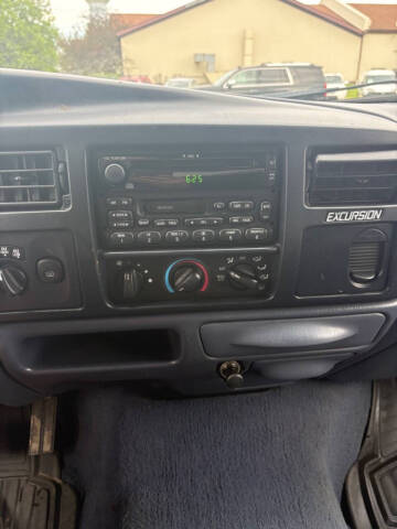 2000 Ford Excursion XLT