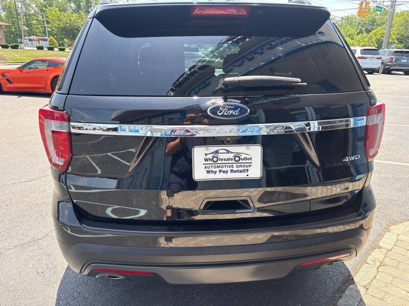 2017 Ford Explorer