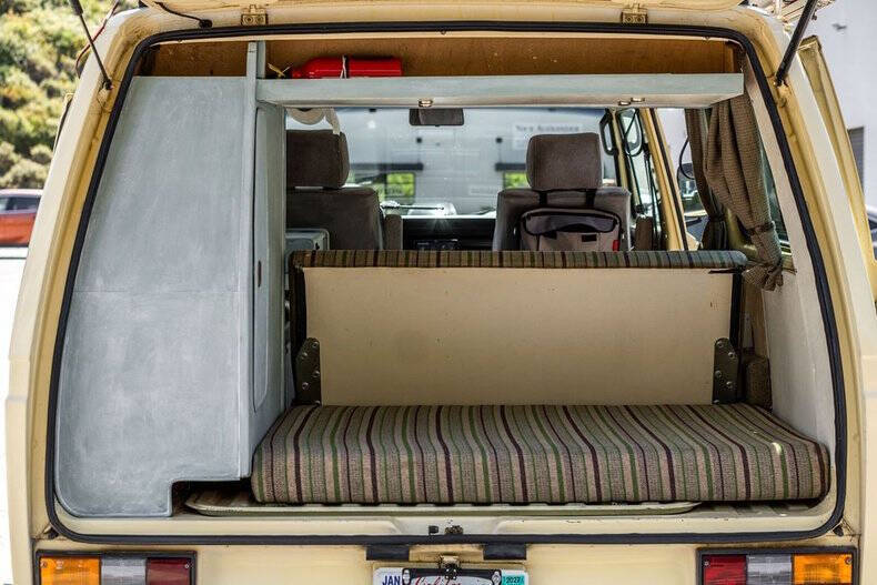 1982 Volkswagen Vanagon Camper