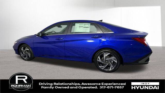 2025 Hyundai Elantra Hybrid Limited