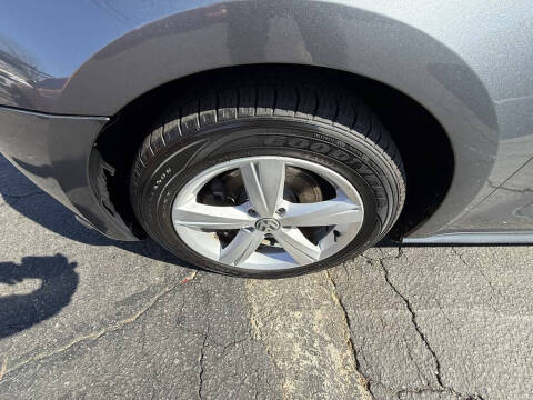 2013 Volkswagen Passat