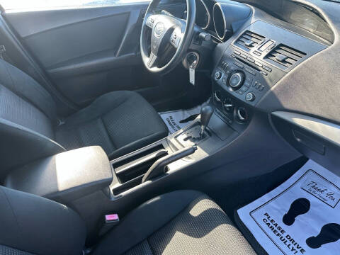 2012 Mazda MAZDA3 i Touring