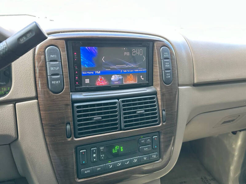 2004 Ford Explorer Eddie Bauer