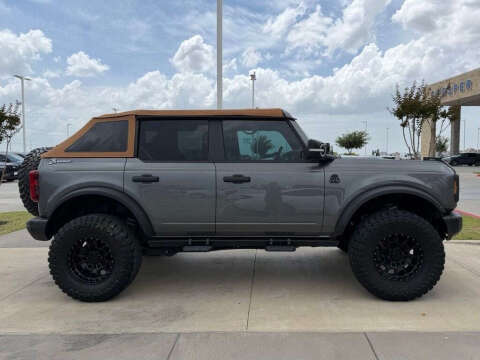 2022 Ford Bronco Black Diamond Advanced
