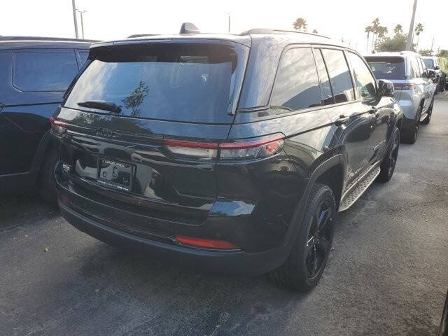 2024 Jeep Grand Cherokee Altitude