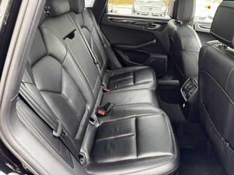 2016 Porsche Macan S