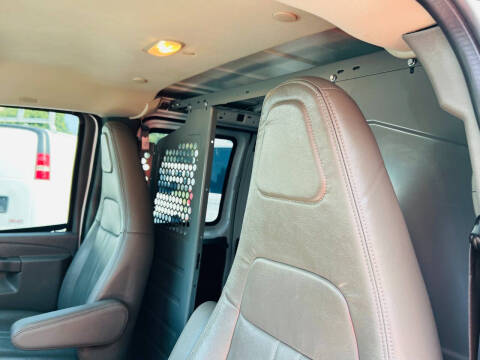 2017 Chevrolet Express 2500