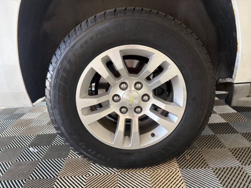 2015 Chevrolet Suburban LT