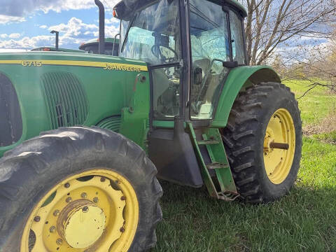 2005 John Deere 6715