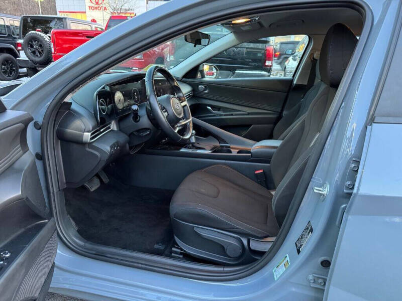 2023 Hyundai Elantra