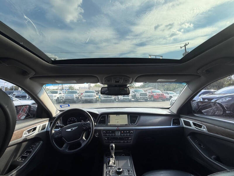 2015 Hyundai Genesis