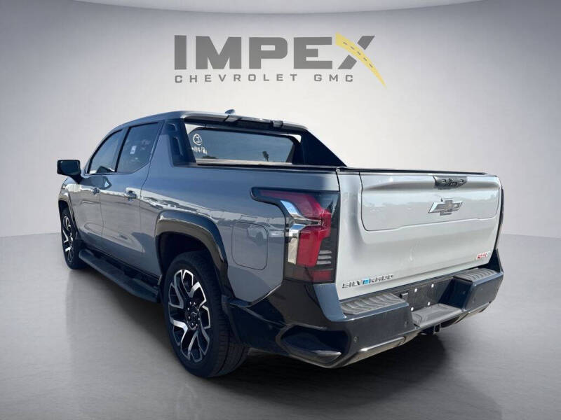 2025 Chevrolet Silverado EV RST