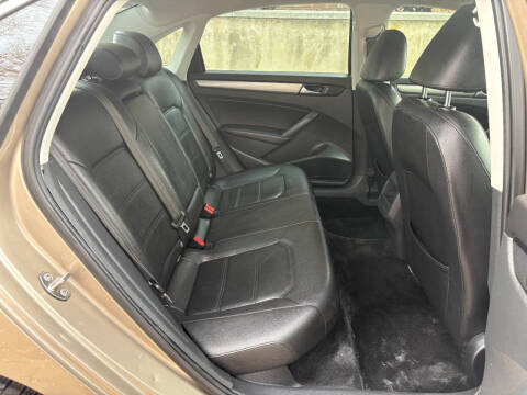 2015 Volkswagen Passat 1.8T Limited Edition