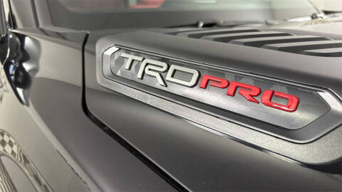 2025 Toyota Sequoia SR5