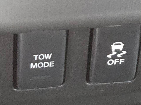 2012 Nissan Titan SV