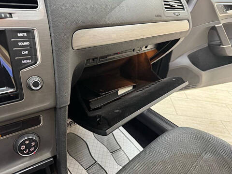 2015 Volkswagen Golf