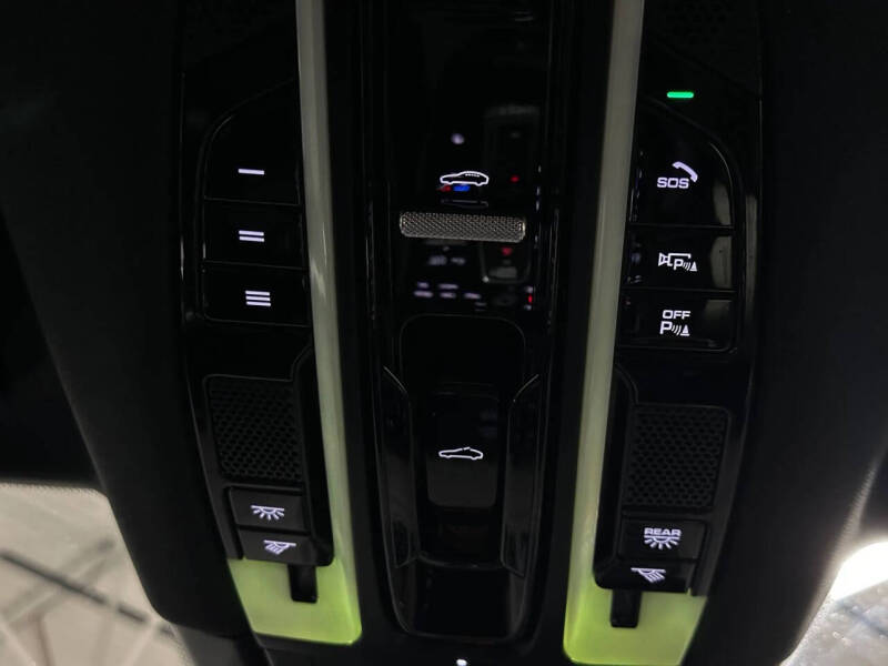 2023 Porsche Cayenne