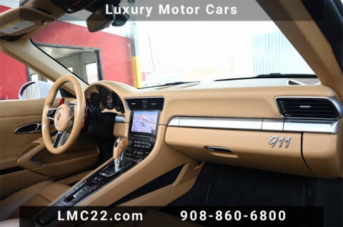 2017 Porsche 911 Carrera