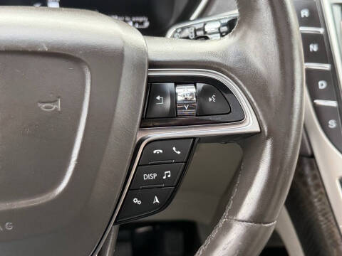 2019 Lincoln Nautilus Select