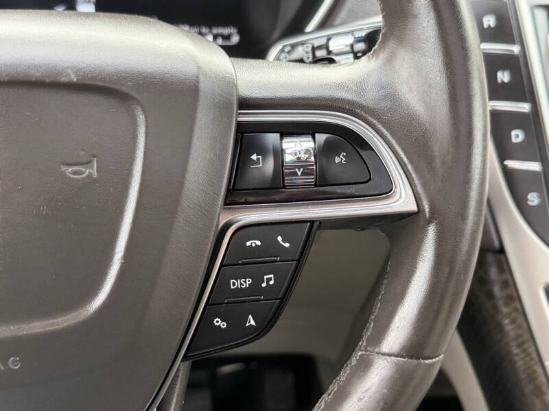 2019 Lincoln Nautilus Select