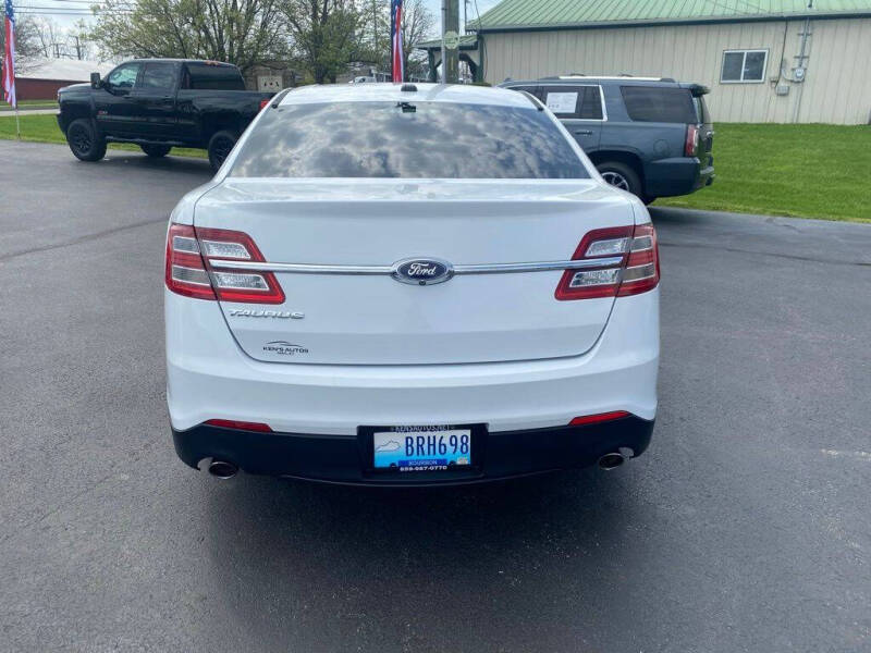 2015 Ford Taurus