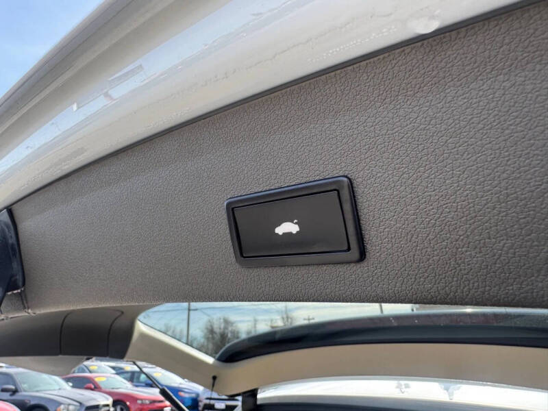 2012 Audi Q5 3.2 quattro Premium Plus