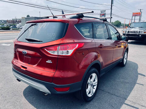 2015 Ford Escape SE