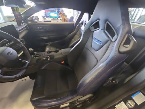 2025 Ford Mustang Dark Horse