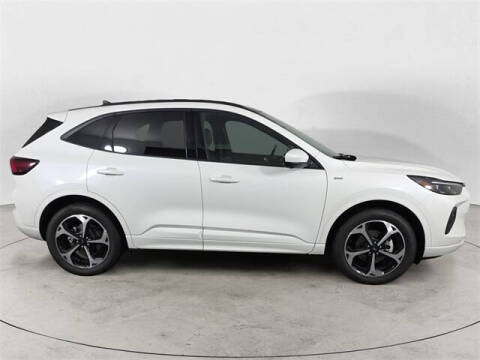 2025 Ford Escape ST-Line Elite