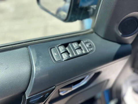 2013 Land Rover LR2 HSE LUX