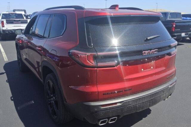 2024 GMC Acadia Elevation