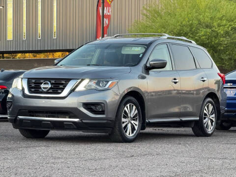 2020 Nissan Pathfinder S