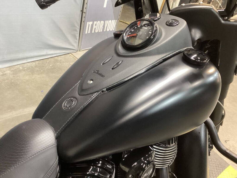 2020 Indian Springfield Dark Horse&#