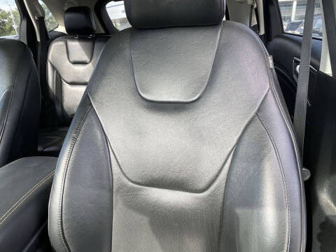 2020 Ford Edge Titanium