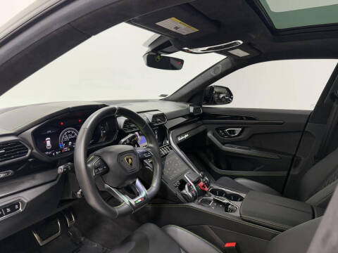 2021 Lamborghini Urus