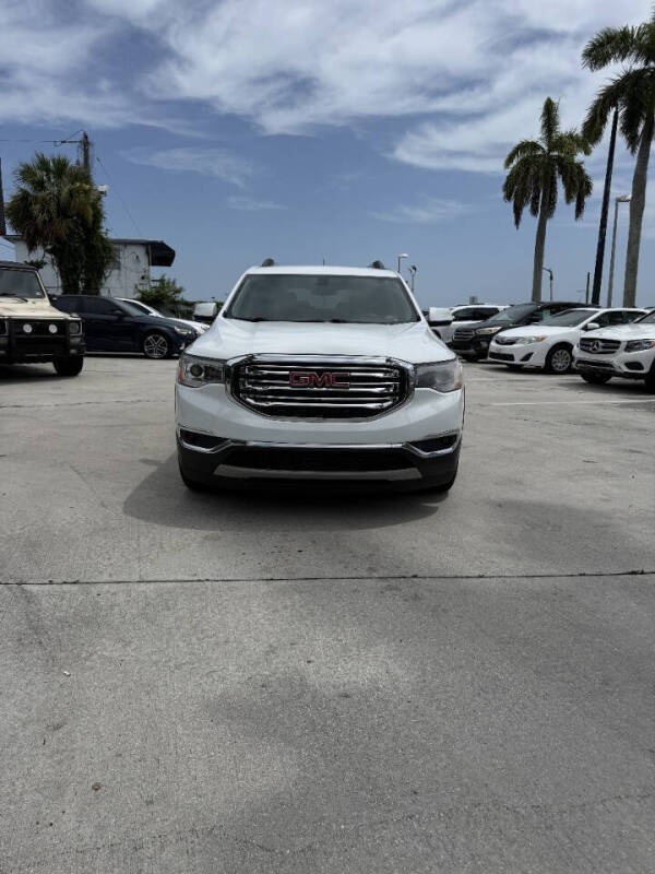 2017 GMC Acadia SLE-2