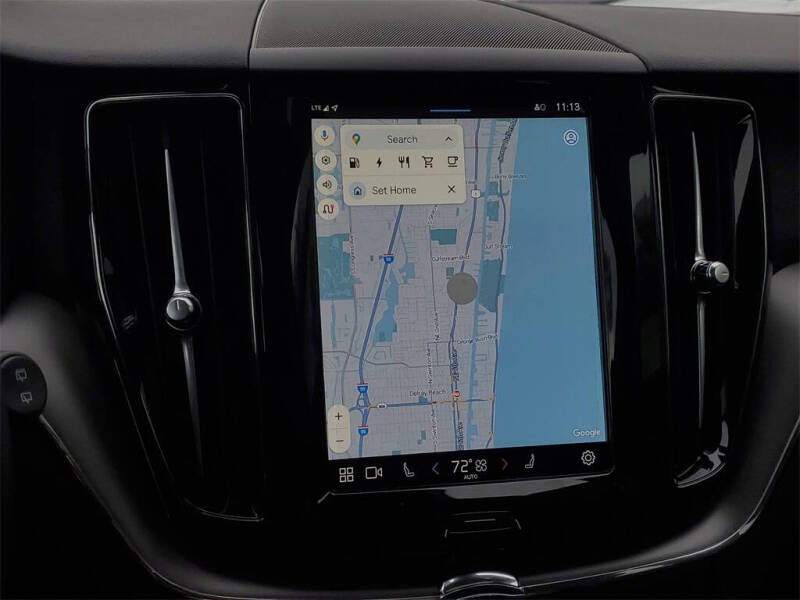 2025 Volvo XC60 T8 Core Dark Theme